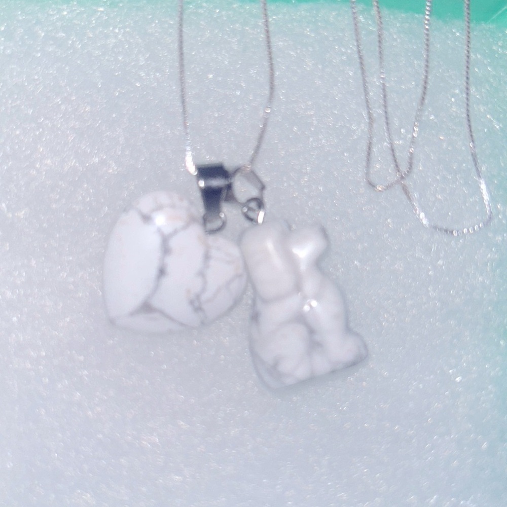 Boho Hippie Howlite love heart Dog Sterling Silver Necklace 16”